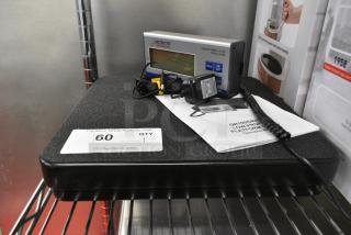 BRAND NEW SCRATCH AND DENT! Cardinal Detecto DR400 400 lb. Portable Receiving Scale with Remote Display