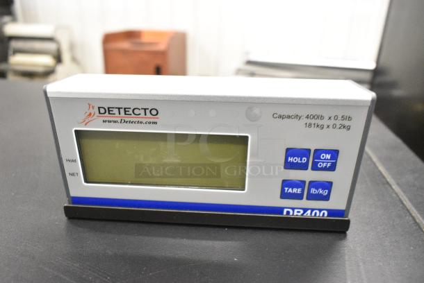 BRAND NEW SCRATCH AND DENT! Cardinal Detecto DR400 400 lb. Portable Receiving Scale with Remote Display - Image 3 of 5
