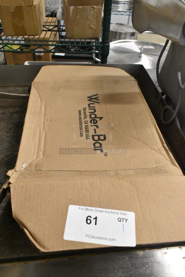 BRAND NEW SCRATCH AND DENT! Wunderbar 11491300 Soda Gun - Image 2 of 3