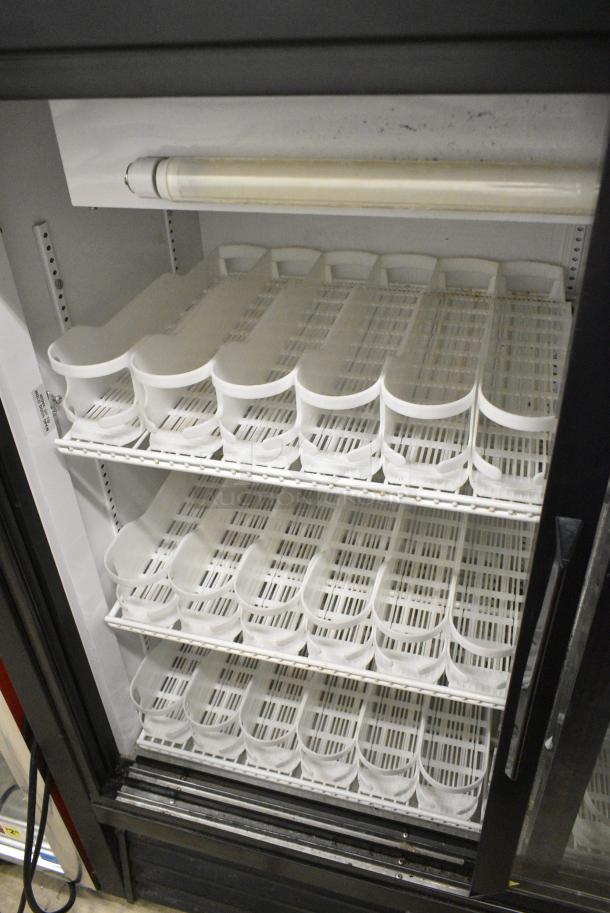 True GDM-41C-48 Metal Commercial 2 Door Reach In Cooler Merchandiser w/ Poly Coated Racks. 115 Volts, 1 Phase. Tested and Working! - Image 3 of 5