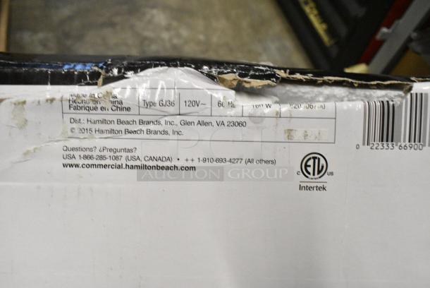 BRAND NEW SCRATCH AND DENT! Proctor Silex 66900 Electric Citrus Juicer. 120 Volts, 1 Phase. - Image 4 of 4