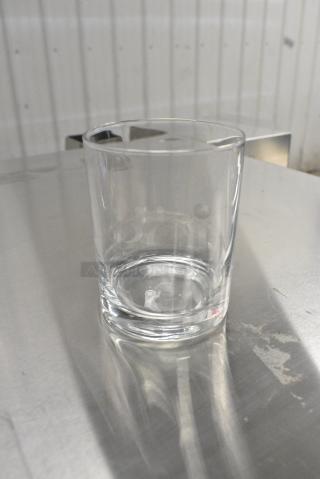 BRAND NEW SCRATCH AND DENT! Box of 33 Arcoroc 53232 Aristocrat 14 oz. Customizable Rocks / Double Old Fashioned Glass by Arc Cardinal