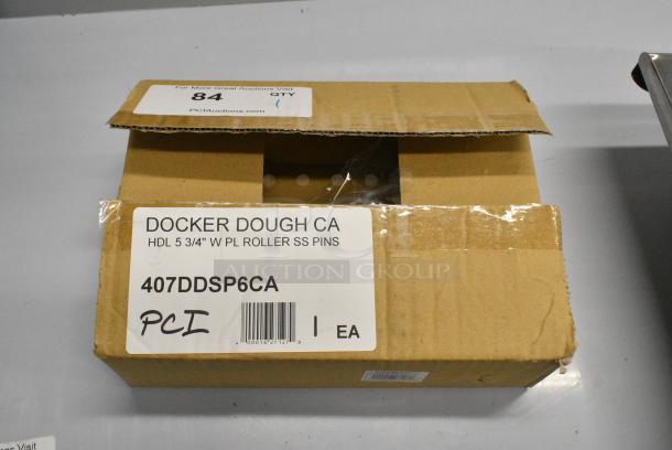 BRAND NEW SCRATCH AND DENT! 407DDSP6CA Choice 5 3/4" Wide Dough Docker with Cast Aluminum Handle - 3/8" Stainless Steel Pins - Image 3 of 6