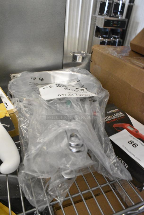 3 BRAND NEW SCRATCH AND DENT! 407FRYPAN Choice 10" Aluminum Fry Pan. 3 Times Your Bid! - Image 2 of 6