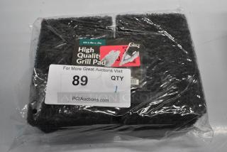 BRAND NEW SCRATCH AND DENT! 483HIQGRILLPAD Choice 6" x 4" x 1/2" High Quality Grill Pad - 10/Pack