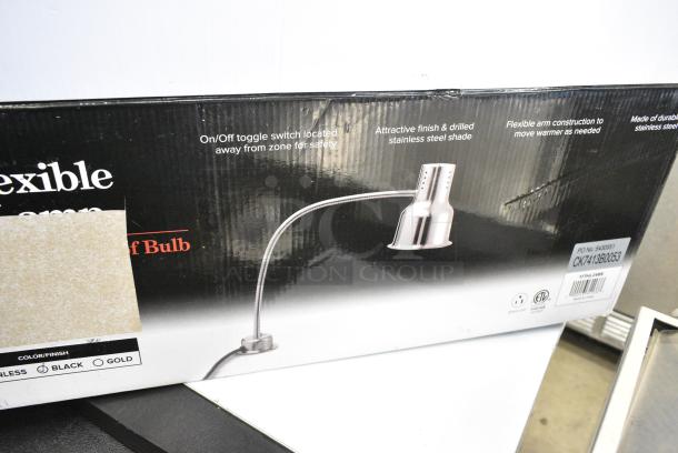 BRAND NEW SCRATCH AND DENT! Avantco 177HL24BK 24" Black Single Arm Bulb Warmer Flexible Heat Lamp. 120 Volts, 1 Phase. - Image 1 of 4