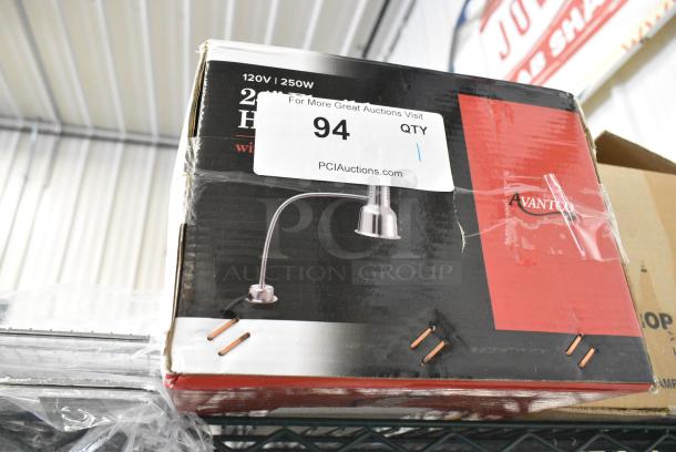 BRAND NEW SCRATCH AND DENT! Avantco 177HL24BK 24" Black Single Arm Bulb Warmer Flexible Heat Lamp. 120 Volts, 1 Phase. - Image 2 of 4