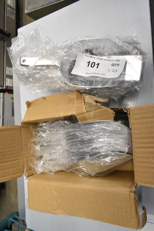 23 BRAND NEW SCRATCH AND DENT! 40712OZFBALM Choice One Piece Flat Bottom Aluminum Scoop - 12 oz. 23 Times Your Bid! - Image 3 of 5