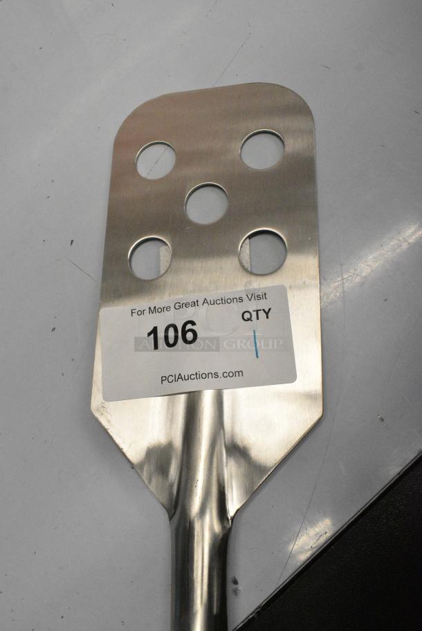 BRAND NEW SCRATCH AND DENT! Fourte 483PSMP36 36" Perforated Stainless Steel Paddle - Image 3 of 5
