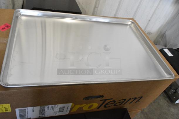 8 BRAND NEW SCRATCH AND DENT! Bakers Lane 176BUNFL16US USA Full Size Wire in Rim Aluminum Sheet Pan (16 Gauge, 18" x 26"). 8 Times Your Bid! - Image 3 of 5