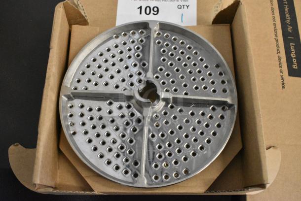 BRAND NEW SCRATCH AND DENT! Hobart 15GRATE-CHEESE-SS Hard Cheese Grater Plate - Image 2 of 5