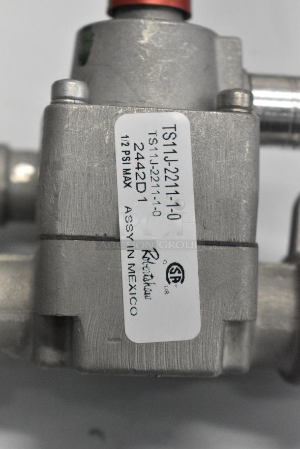 2 BRAND NEW SCRATCH AND DENT! 683TS11J221110 Robertshaw TS11J-2211-1-0 Safety Valve; 3/8" NPT; Gas In / Out: 3/8"; Pilot In / Out: 3/16". 2 Times Your Bid! - Image 9 of 10
