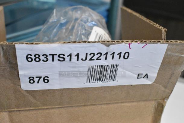 2 BRAND NEW SCRATCH AND DENT! 683TS11J221110 Robertshaw TS11J-2211-1-0 Safety Valve; 3/8" NPT; Gas In / Out: 3/8"; Pilot In / Out: 3/16". 2 Times Your Bid! - Image 10 of 10
