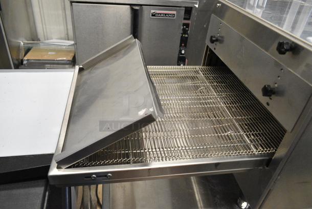 BRAND NEW SCRATCH AND DENT! Cooking Performance Group CPG 351ICOED Stainless Steel Commercial Countertop Electric Powered Conveyor Pizza Oven. 240 Volts, 3 Phase. - Image 4 of 10
