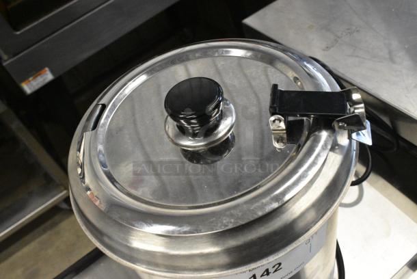 BRAND NEW SCRATCH AND DENT! Galaxy 177GSW6BS W300BS 6 Qt. Round Brushed Steel Warmer. 120 Volts, 1 Phase. Tested and Working! - Image 2 of 6