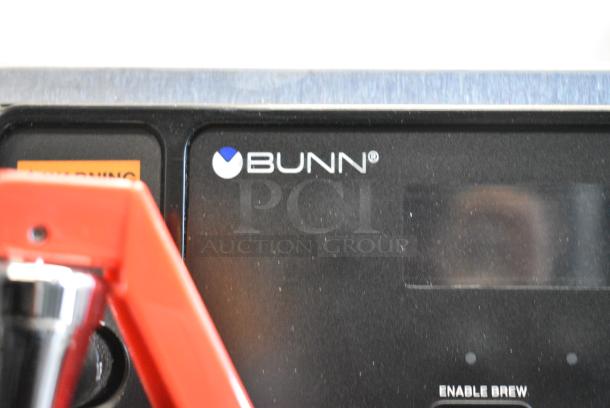 BRAND NEW SCRATCH AND DENT! 2024 Bunn SINGLE AXIOM 15 Stainless Steel 1 Gallon Coffee Brewer with Hot Water Dispenser. 120 Volts, 1 Phase. - Image 3 of 7