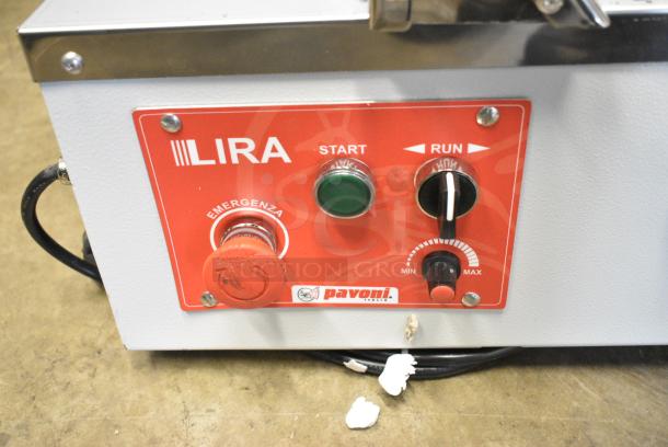 BRAND NEW SCRATCH AND DENT! La Pavoni LIRA/E Lira Semi-Automatic Dessert Slicer. 230 Volts, 1 Phase. Tested and Working! - Image 7 of 9