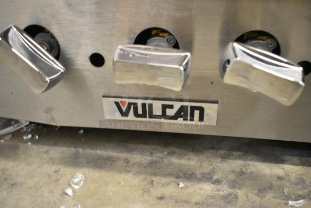 BRAND NEW SCRATCH AND DENT! Vulcan VSP200F-1 Stainless Steel Natural Gas 2 Burner Stock Pot Range. 220,000 BTU. - Image 3 of 6