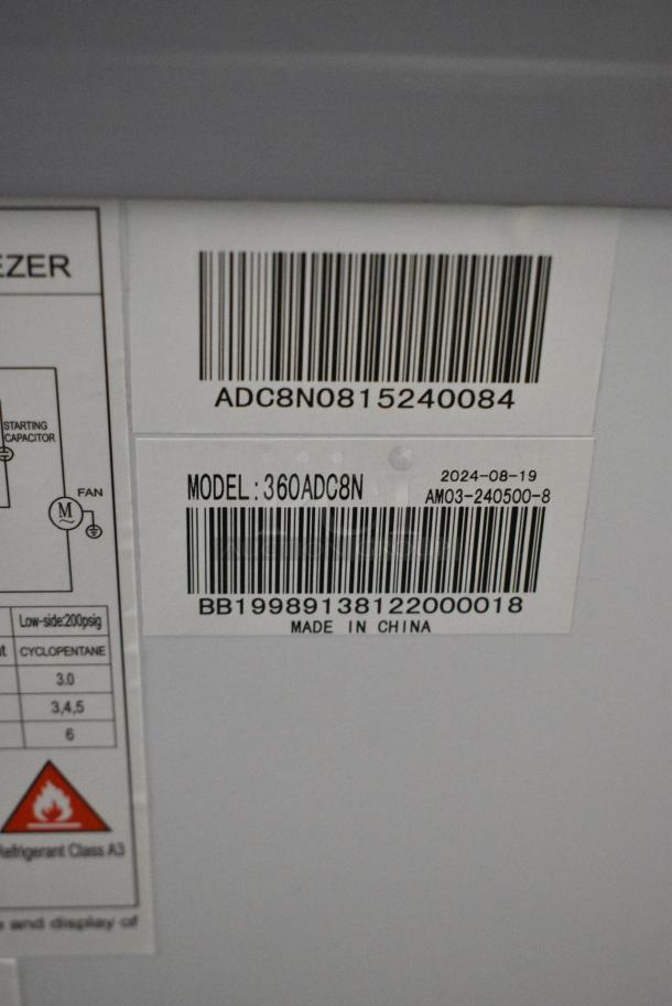 BRAND NEW SCRATCH AND DENT! Avantco 360ADC8N ADC-8-N 49" Customizable Ice Cream Dipping Cabinet w/ Poly Baskets and Bucket Lids on Commercial Casters. 115 Volts, 1 Phase. Tested and Working! - Image 6 of 8