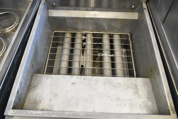 Cookline CF-75 Stainless Steel Commercial Floor Style Natural Gas Powered Deep Fat Fryer w/ 2 Metal Fry Baskets on Commercial Casters. 150,000 BTU. - Image 5 of 7