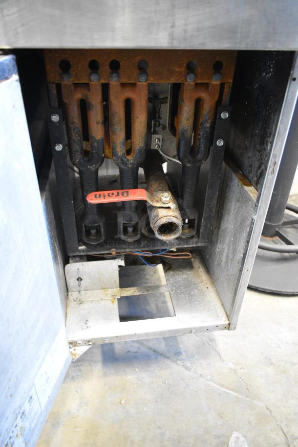 Tri Star TSF-4050 HD Stainless Steel Commercial Floor Style Propane Gas Powered Deep Fat Fryer. 114,000 BTU. - Image 5 of 6