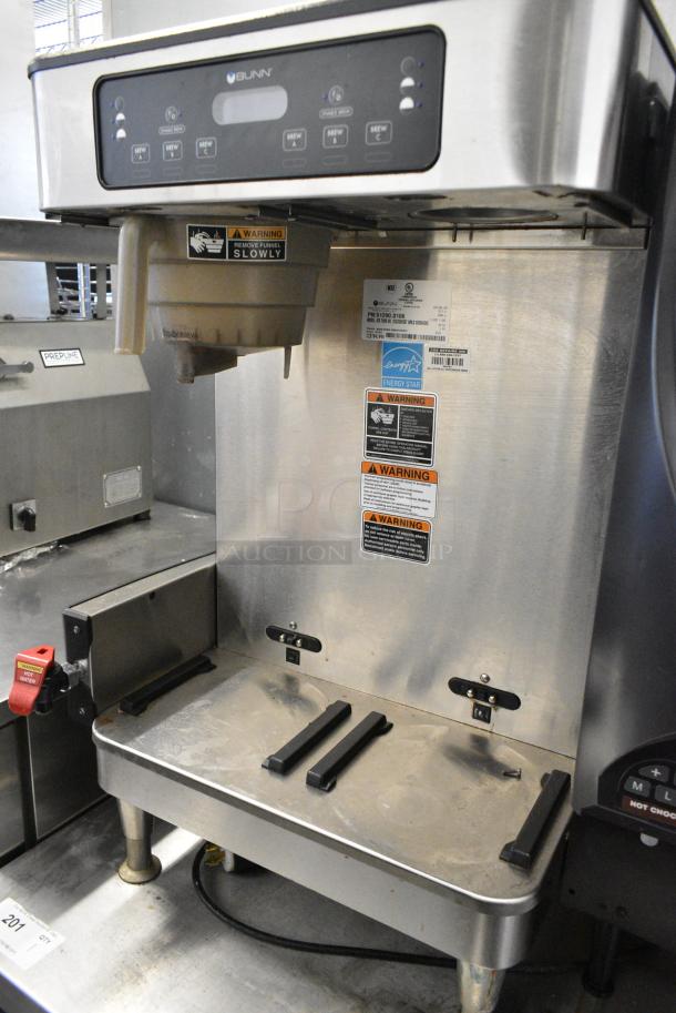 2020 Bunn ICB TWIN SH Stainless Steel Commercial Countertop Double Coffee Machine w/ Hot Water Dispenser, 2 Servers and 1 Poly Brew Basket. 120/208 Volts, 1 Phase. - Image 7 of 8