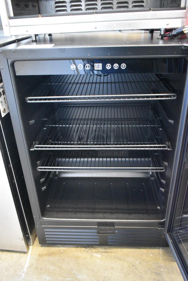 Avanti BCA516SS Metal Single Door Mini Cooler Merchandiser. 115 Volts, 1 Phase. Tested and Working! - Image 2 of 4