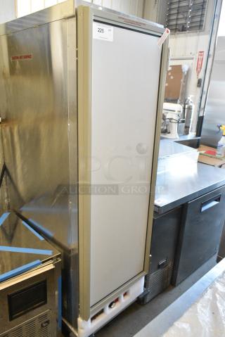 BRAND NEW SCRATCH AND DENT! 2024vAvantco 177HEAT1836I Full Size Insulated Heated Holding Cabinet with Clear Door on Commercial Casters. 120 Volts, 1 Phase. Tested and Working!