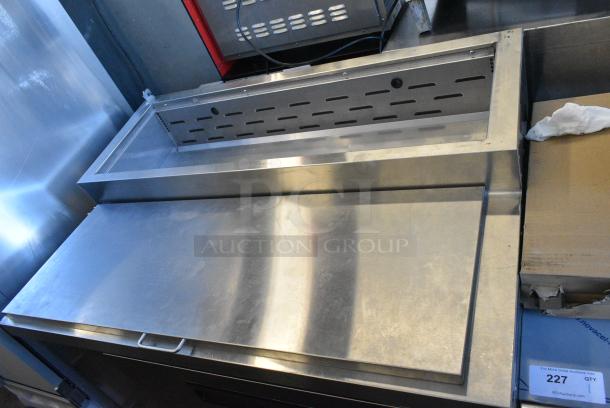 LIKE NEW! 2022 Hoshizaki PR46B Stainless Steel Commercial Pizza Prep Table. 115 Volts, 1 Phase. Tested and Working! - Image 5 of 9