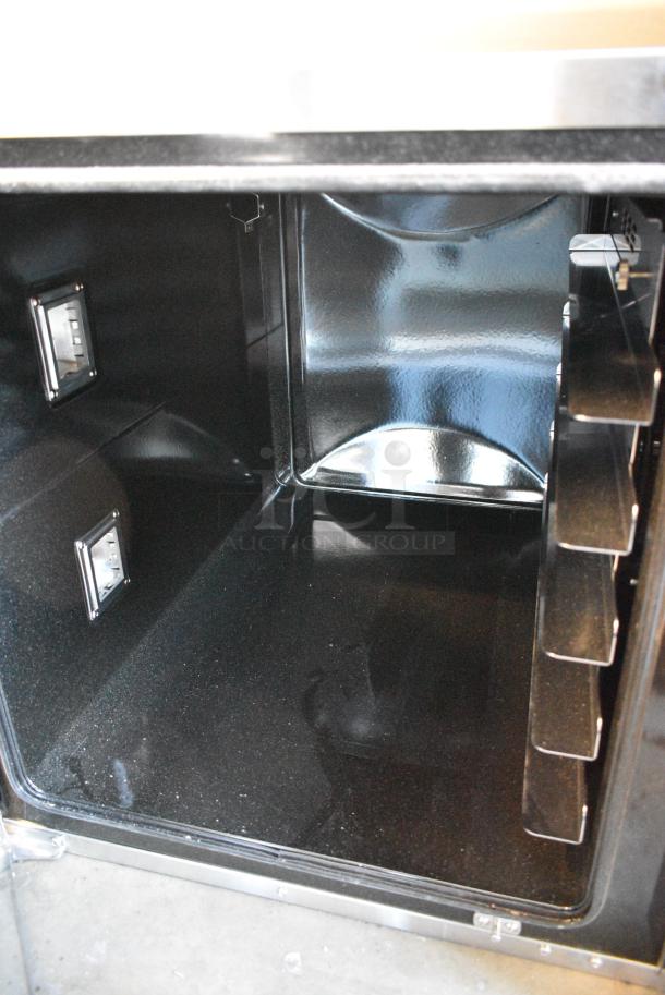 BRAND NEW SCRATCH AND DENT! Moffat Turbofan Stainless Steel Commercial Half Size Convection Oven. 208-240 Volts, 1 Phase. - Image 4 of 7