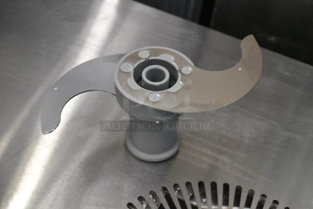 BRAND NEW SCRATCH AND DENT! Robot Coupe 27055 Smooth "S" Blade - Image 3 of 6