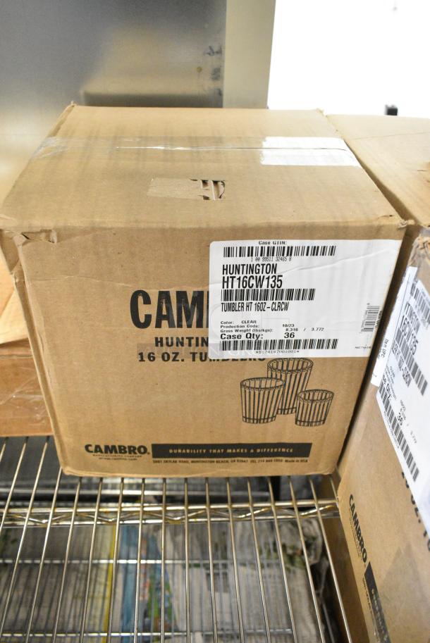 2 BRAND NEW SCRATCH AND DENT! Box of 36 Cambro HT16CW135 Camwear Huntington 16 oz. Clear Customizable Polycarbonate Tumbler. 2 Times Your Bid! - Image 5 of 6