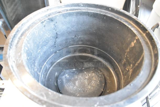 Vollrath Cayenne HS-11 Stainless Steel Commercial Countertop Soup Kettle Food Warmer. 120 Volts, 1 Phase. Tested and Working! - Image 4 of 5