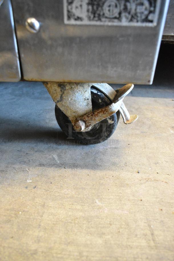 Doyon JA-OP-6 Stainless Steel Commercial Oven Proofer on Commercial Casters. 120/208 Volts, 3 Phase. - Image 8 of 9