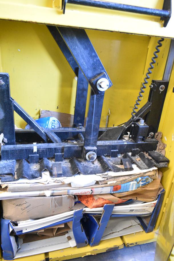 Harmony M42BC Metal Commercial Vertical Stockroom Baler. 208 Volts, 3 Phase. - Image 4 of 7