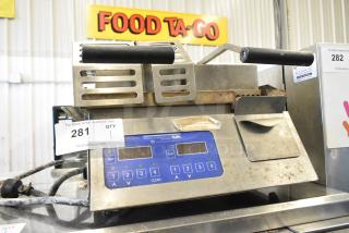Prince Castle CG14G-2TP Stainless Steel Commercial Countertop Electric Powered Panini Press. 230 Volts, 1 Phase.