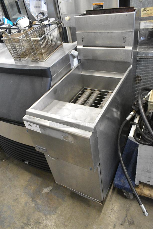 Pitco Frialator Stainless Steel Commercial Floor Style Natural Gas Powered Deep Fat Fryer w/ 2 Metal Fry Baskets. 122,000 BTU. - Image 4 of 7