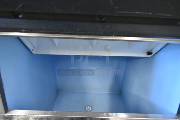 Manitowoc ID0452A-161X Stainless Steel Ice Head on Commercial Bin. 115 Volts, 1 Phase. - Image 4 of 6