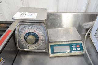 2 Taylor Metal Countertop Scales. 2 Times Your Bid!