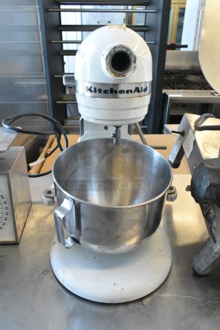 KitchenAid WY0585499 Metal Countertop Planetary Dough Mixer w/ Metal Mixing Bowl. 120 Volts, 1 Phase. Tested and Working!