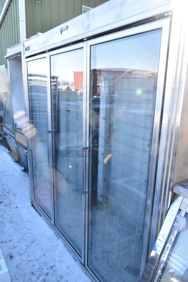 CustomCool Metal Commercial 3 Door Reach In Merchandiser. - Image 2 of 3