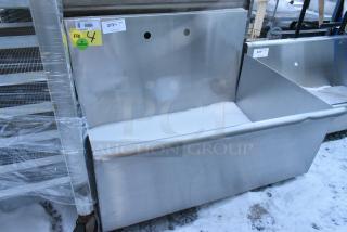 BRAND NEW SCRATCH AND DENT! Steelton 522US13624 Stainless Steel Commercial Single Bay SInk. No Legs.