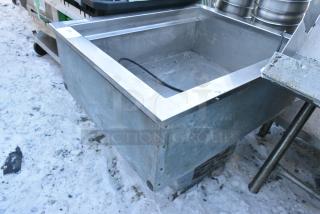 Delfield N8130B Stainless Steel Commercial Cold Pan Drop In. 115 Volts, 1 Phase.