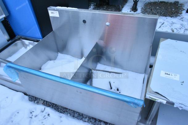 BRAND NEW SCRATCH AND DENT! Stainless Steel 2 Bay Sink. No Legs. - Image 2 of 2