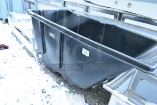 BRAND NEW SCRATCH AND DENT! Lavex 475AG002TBBK 0.5 cu yd Tilt Truck