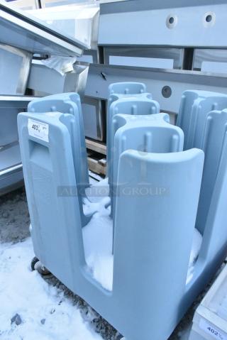 BRAND NEW SCRATCH AND DENT! Metro PCD1 Poly Dish Cart on Commercial Casters.