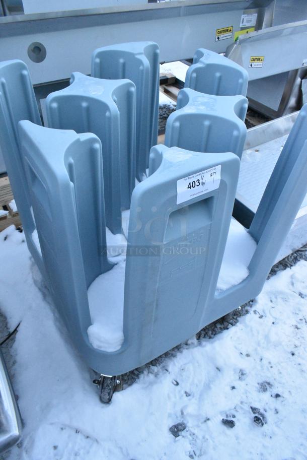 BRAND NEW SCRATCH AND DENT! Metro PCD1 Poly Dish Cart on Commercial Casters. - Image 2 of 3