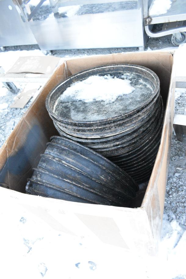 23 Metal Round Baking Pans. 23 Times Your Bid! - Image 2 of 2