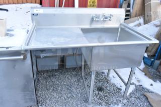 BRAND NEW SCRATCH AND DENT! Elkay EIC24X24-L-24 Stainless Steel Single Bay Sink w/ Left Side Drain Board.