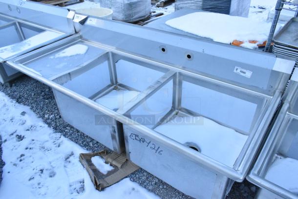 BRAND NEW SCRATCH AND DENT! Regency 600S2242418L 76 1/2" 16 Gauge Stainless Steel Two Compartment Commercial Sink with Stainless Steel Legs, Cross Bracing, and 1 Drainboard - 24" x 24" x 14" Bowls - Left Drainboard. No Legs. - Image 2 of 3